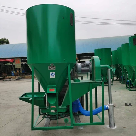 Soybean Crushing Mixing Machine Soybean Crushing Mixing Machine