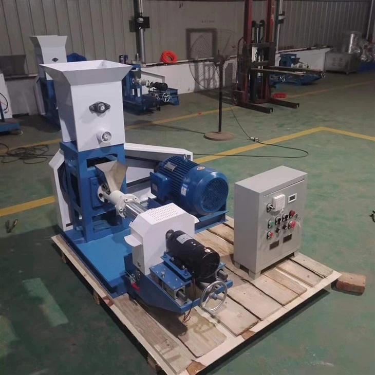 Puffed Balls Feed Extruder